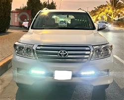 تويوتا لاندكروزر